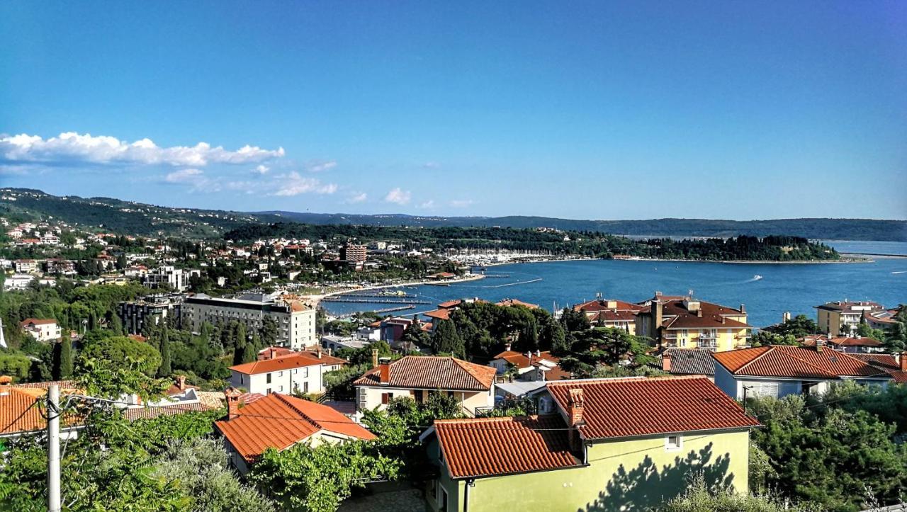 Apartmaji Vila Antonia Portorož Exterior foto